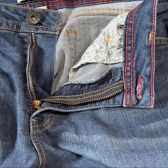 EV1 Alex Relaxed Midrise Embroidered Side Denim Shorts Size 8 - Picture 12 of 15